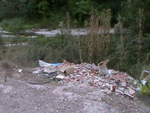 20090908-091114 640x480