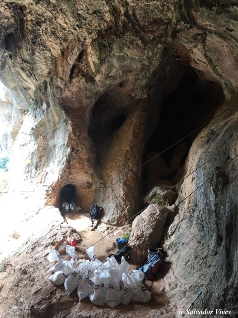 Simanya cova arqueo Pequeo